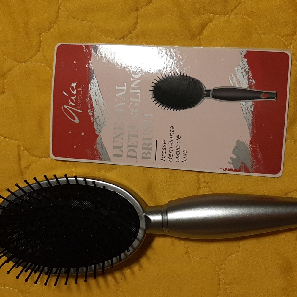 Aria detonating brush